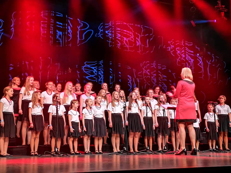 62454426_2322142311333397_317574859733336064_n Chór Dziewczęcy „Canzona”