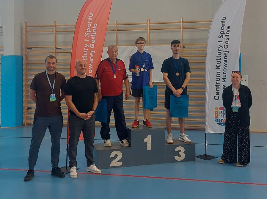 Podium z najlepszymi uczestnikami zawodów