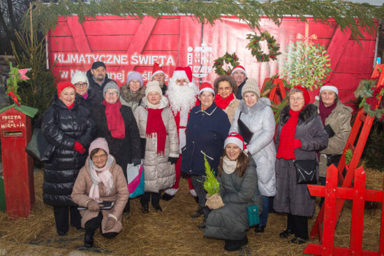 Zespół wokalny z Mikołajem